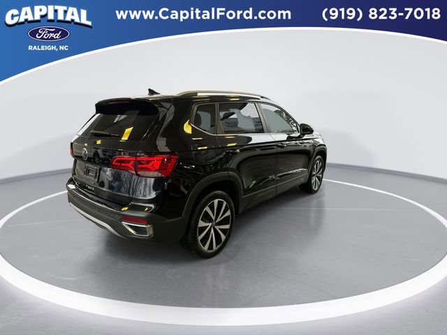 Used 2022 Volkswagen Taos SE image 8