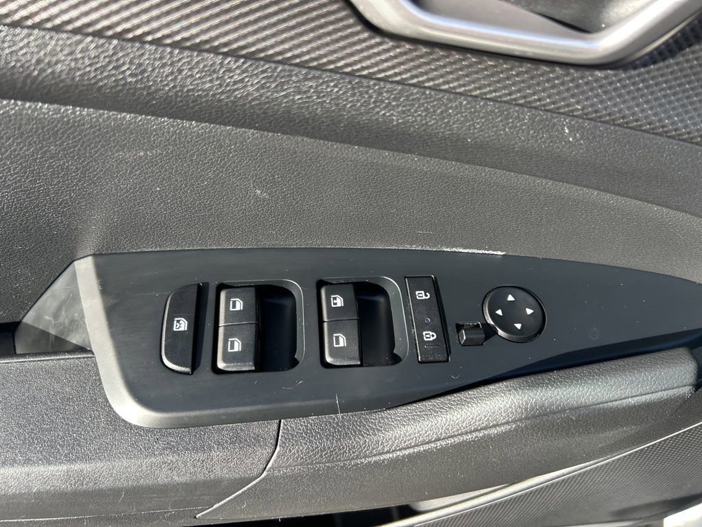 Used 2024 Kia Sportage LX image 15