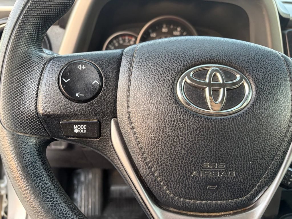 Used 2016 Toyota RAV4 LE AWD/4WD image 29
