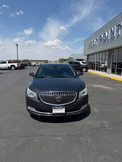 Used 2015 Buick LaCrosse Leather w/ Experience Buick Package FWD image 3
