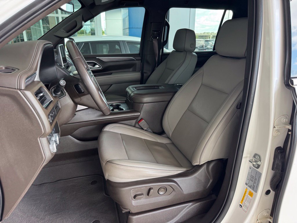 Used 2023 GMC Yukon XL SLT AWD/4WD image 18