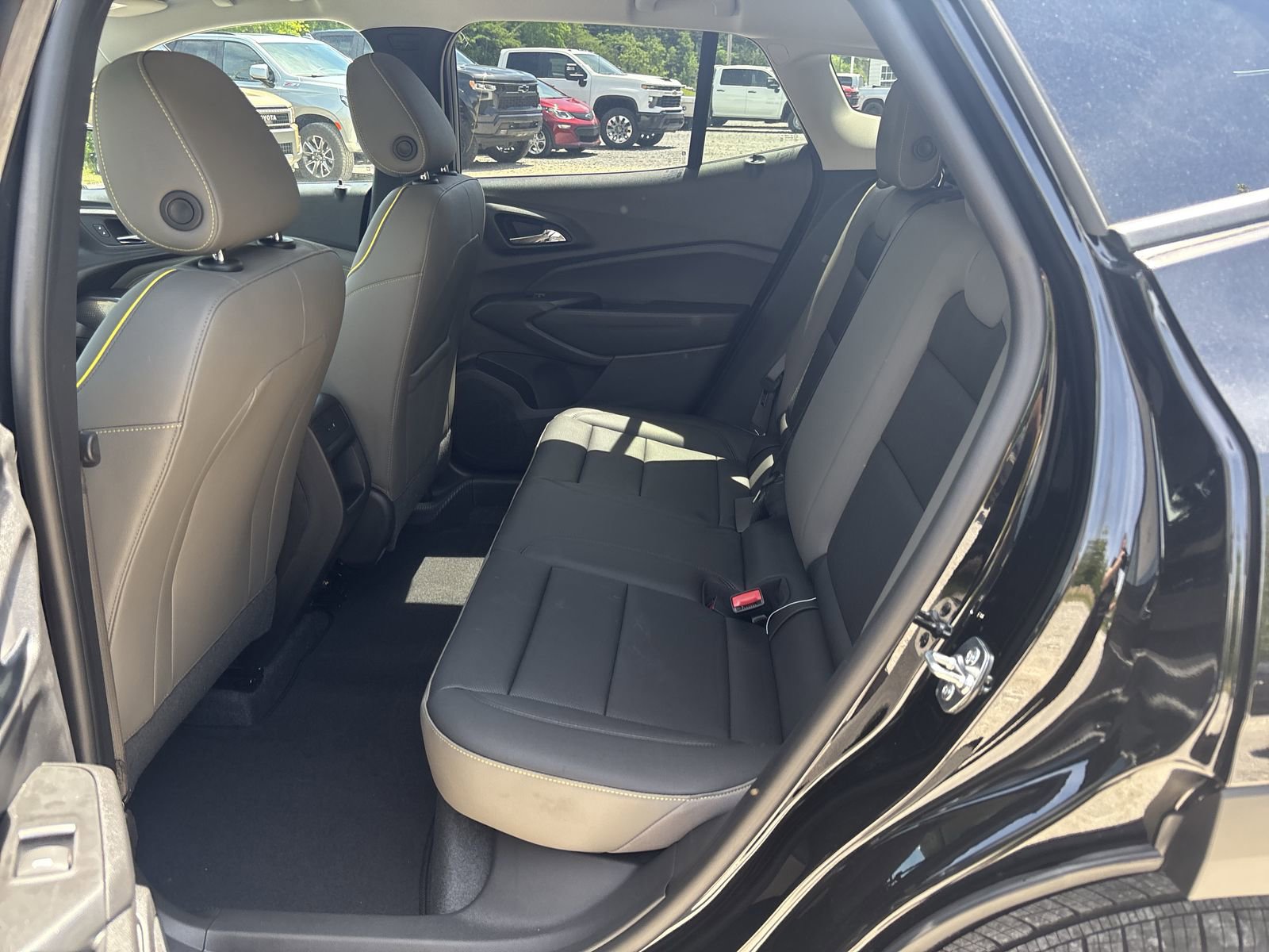 New 2026 Chevrolet Trax ACTIV FWD image 24