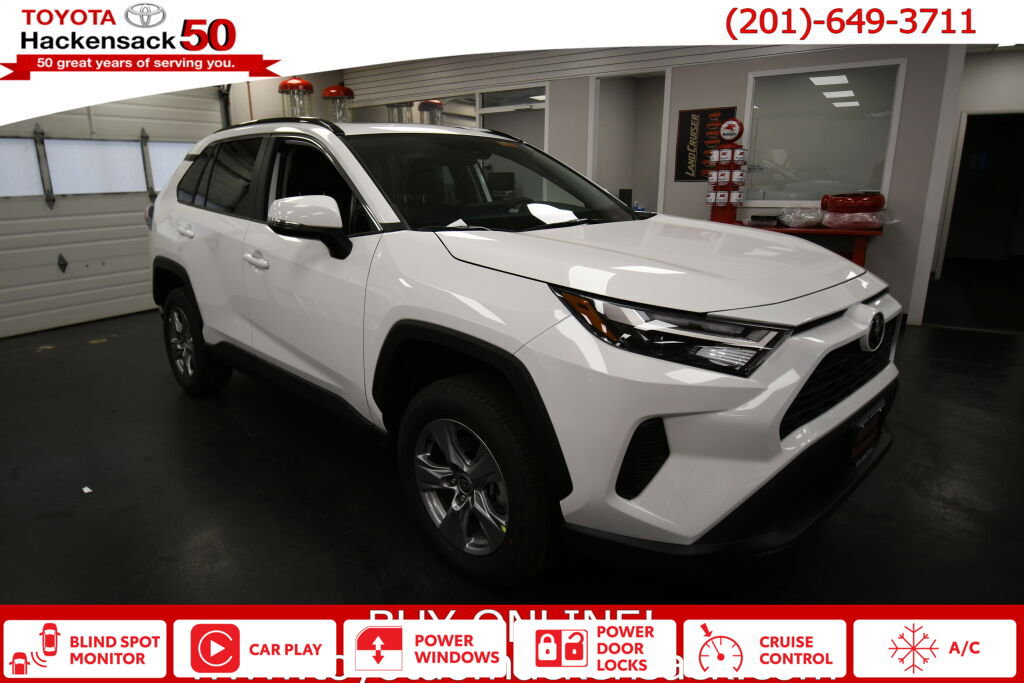 New 2025 Toyota RAV4 XLE