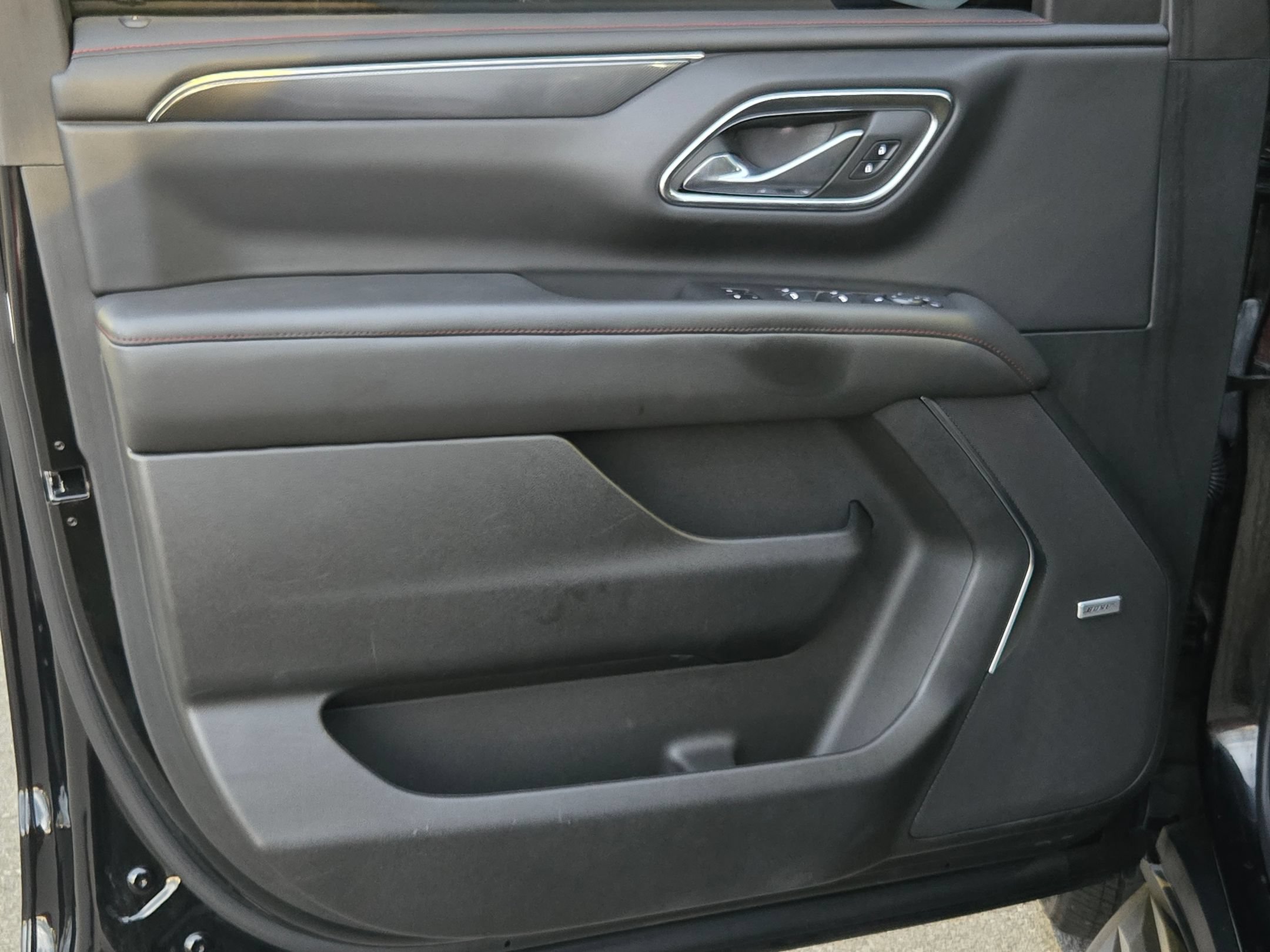Used 2024 Chevrolet Tahoe RST AWD/4WD image 20