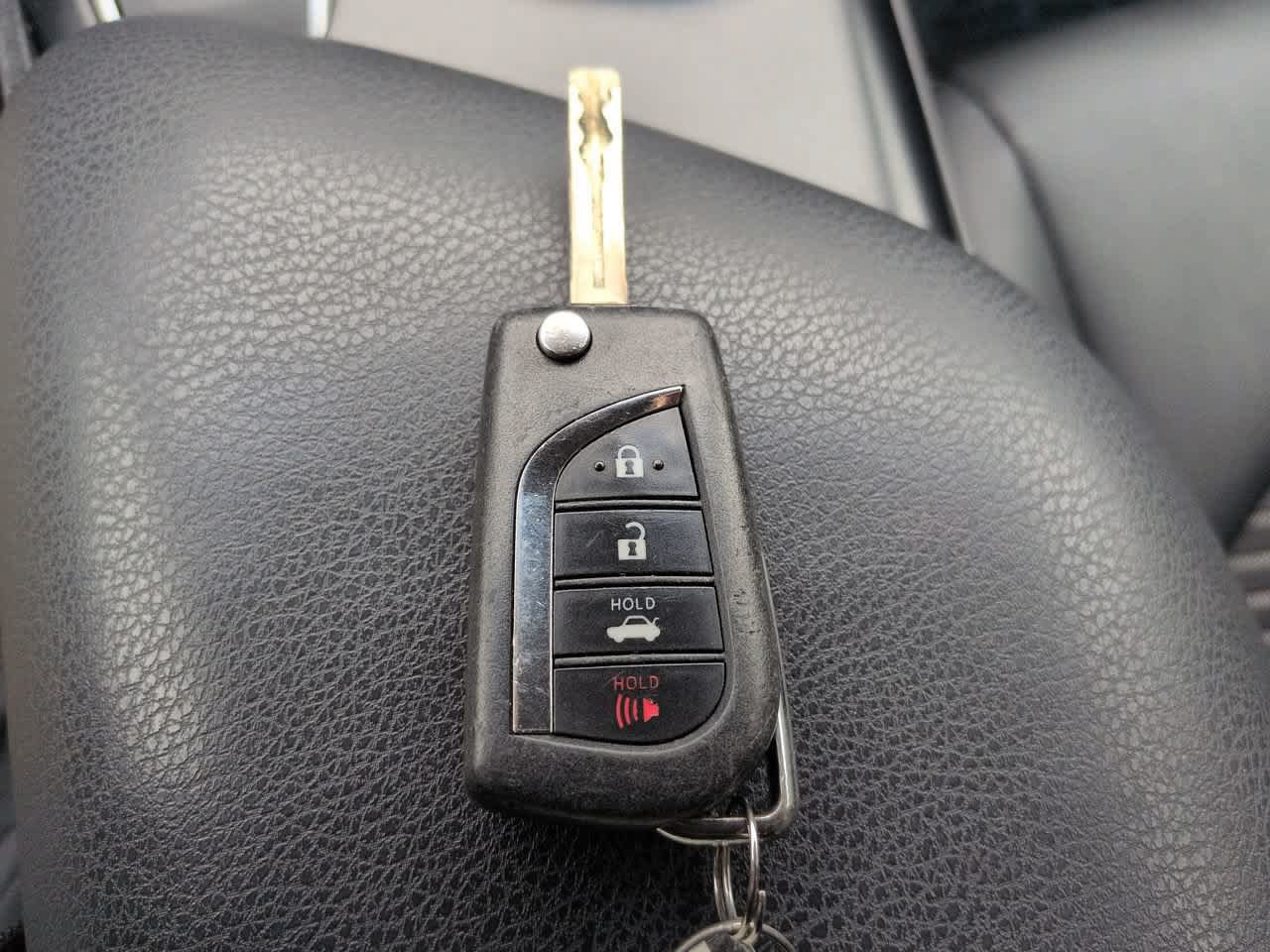 Used 2019 Toyota Camry SE FWD image 25