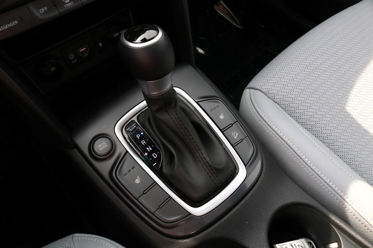 Used 2021 Hyundai Kona Limited w/ Winter Weather Package image 29