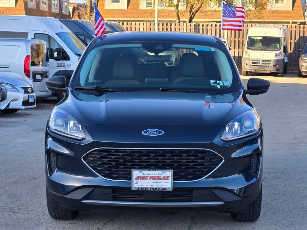 Used 2022 Ford Escape SE w/ Convenience Package image 2