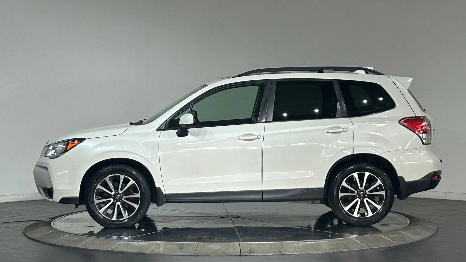 Used 2018 Subaru Forester 2.0XT Premium w/ Protection Package #1 AWD/4WD image 6
