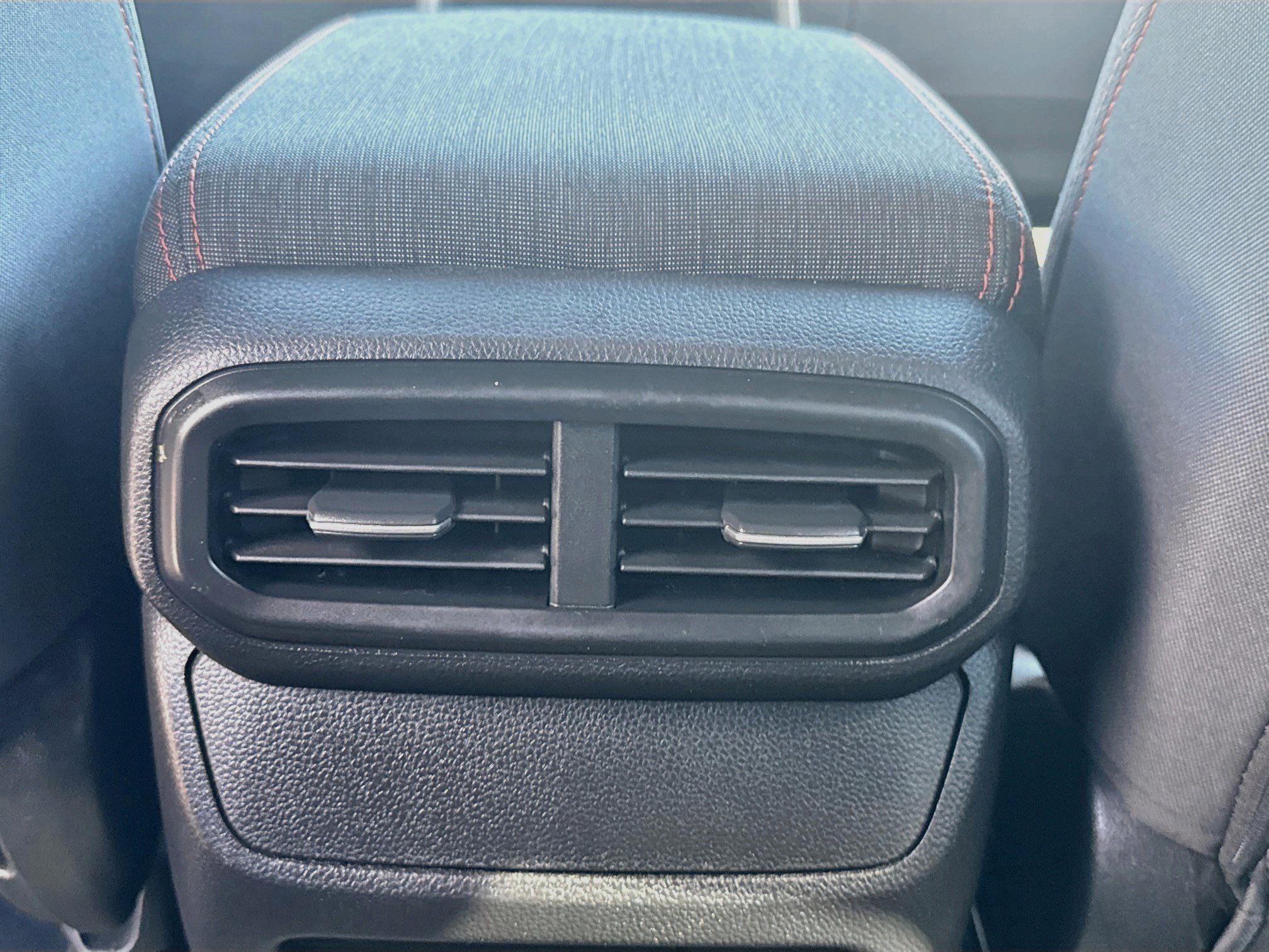 Used 2025 Honda Pilot Sport image 22