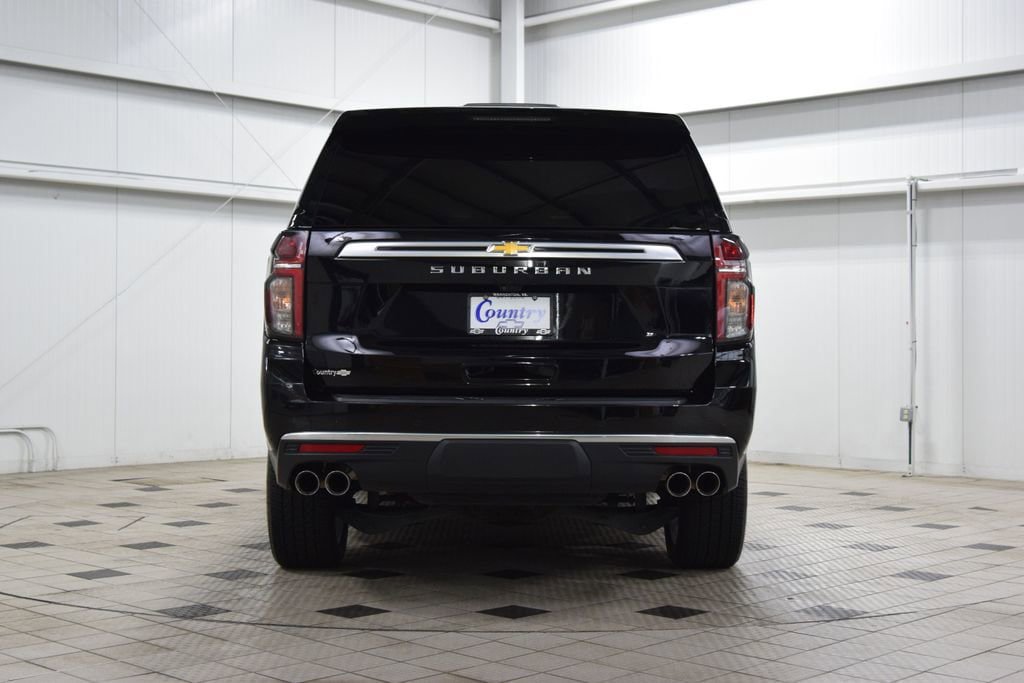 Used 2023 Chevrolet Suburban High Country AWD/4WD image 7