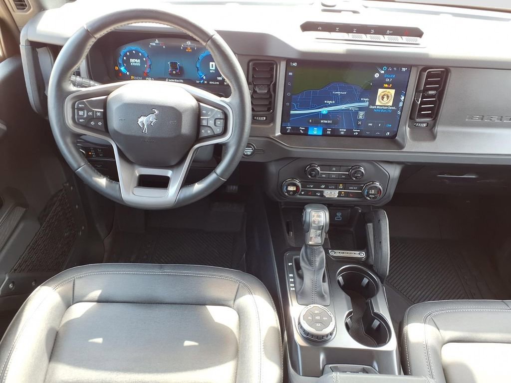 Certified 2025 Ford Bronco Badlands w/ Sasquatch Package image 10