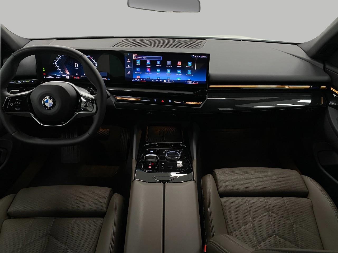 Certified 2024 BMW 530i xDrive w/ Convenience Package image 21