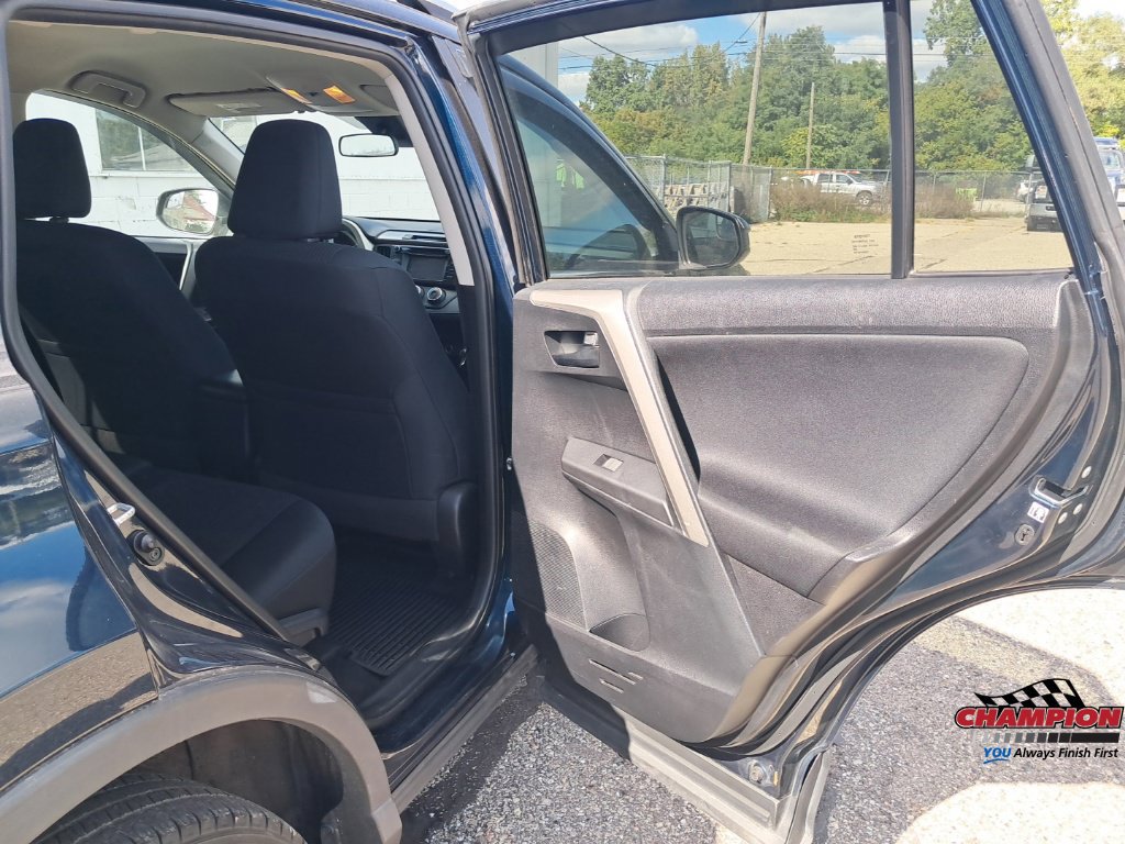 Used 2017 Toyota RAV4 LE w/ All Weather Liner Package AWD/4WD image 20
