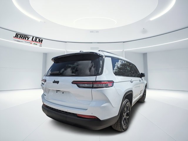 New 2025 Jeep Grand Cherokee L Altitude image 3