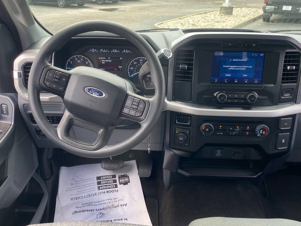 Used 2023 Ford F150 XLT AWD/4WD image 9