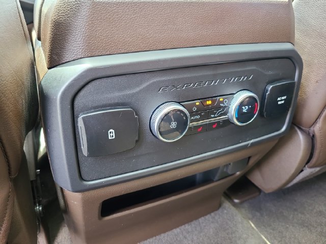 Used 2022 Ford Expedition King Ranch AWD/4WD image 10