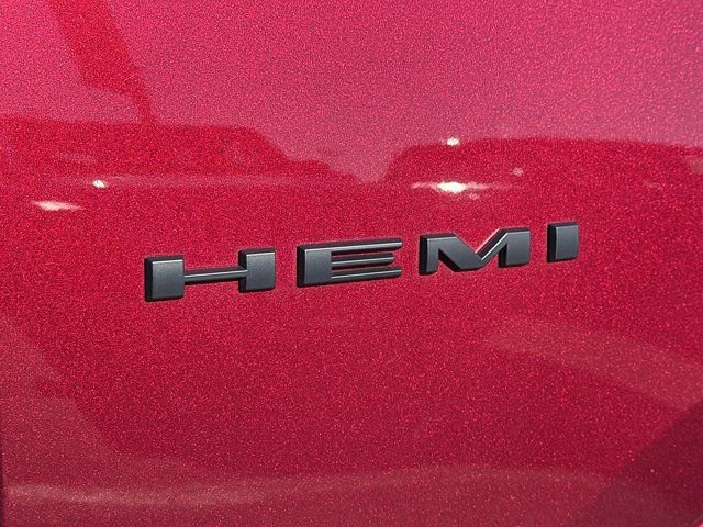 Used 2022 Dodge Durango R/T w/ Tow 'N Go Package image 11