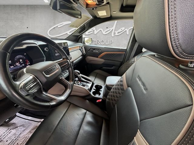 Used 2025 GMC Canyon Denali AWD/4WD image 19