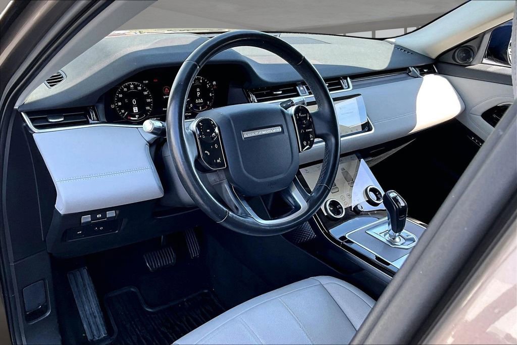 Used 2020 Land Rover Range Rover Evoque SE image 14