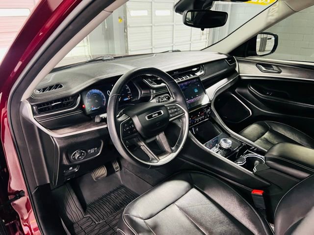 Used 2021 Jeep Grand Cherokee L Limited AWD/4WD image 24