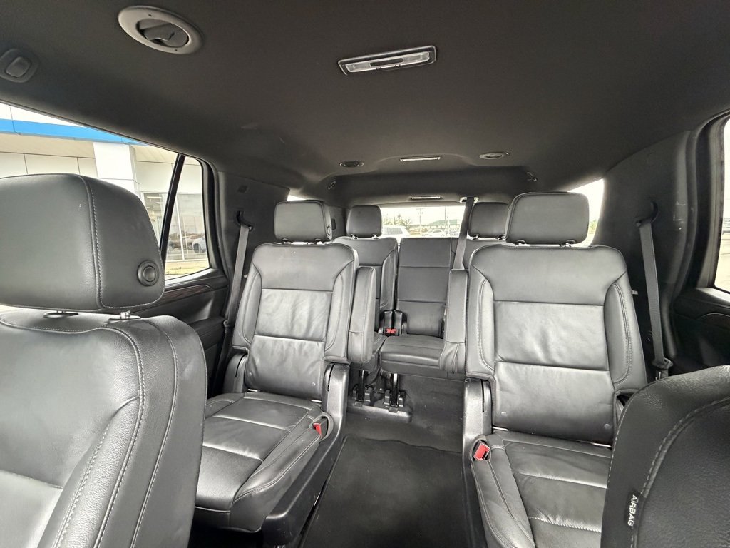 Used 2022 Chevrolet Tahoe Z71 w/ Luxury Package image 35