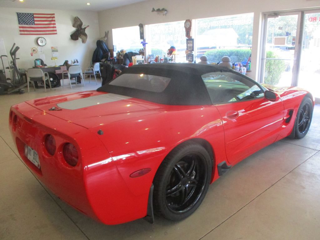 Used 2000 Chevrolet Corvette Convertible w/ Memory Pkg RWD image 6