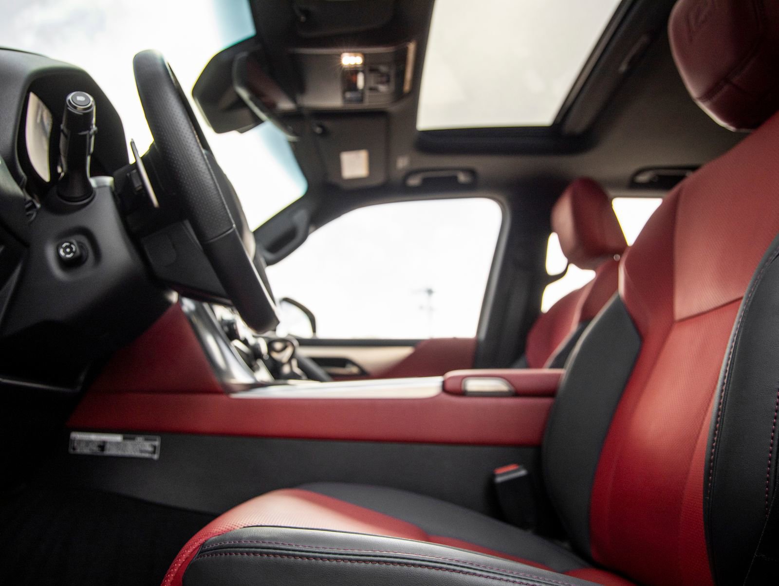 Used 2023 Lexus LX 600 F Sport w/ Accessory Package (Z1) image 21