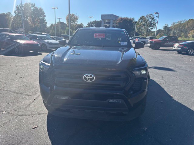 Used 2025 Toyota Tacoma SR5 AWD/4WD image 10