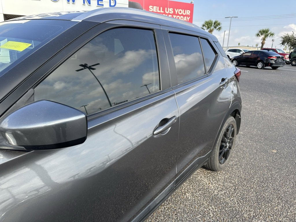 Used 2023 Nissan Kicks SV image 12