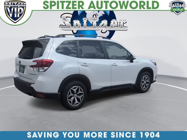 Used 2024 Subaru Forester Premium AWD/4WD image 9