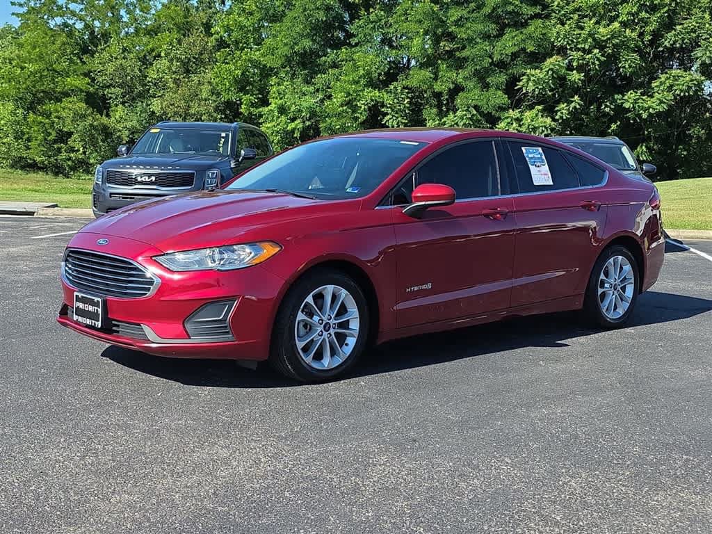 Used 2019 Ford Fusion SE FWD image 5