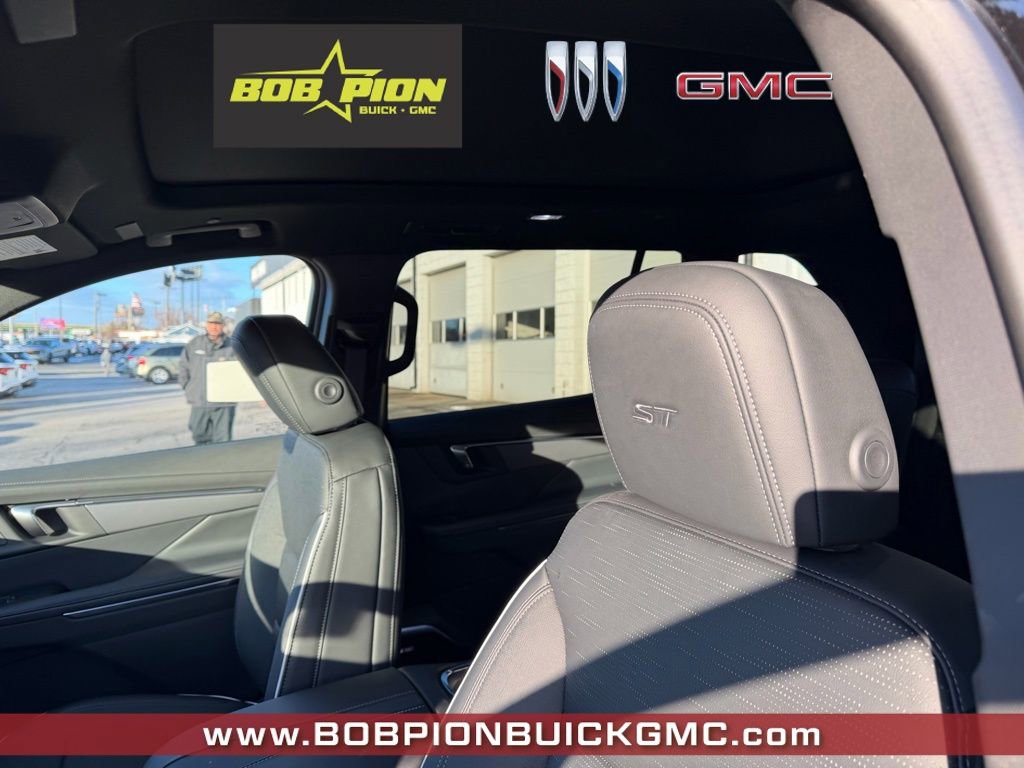 New 2026 Buick Enclave Sport Touring w/ Power Package image 18