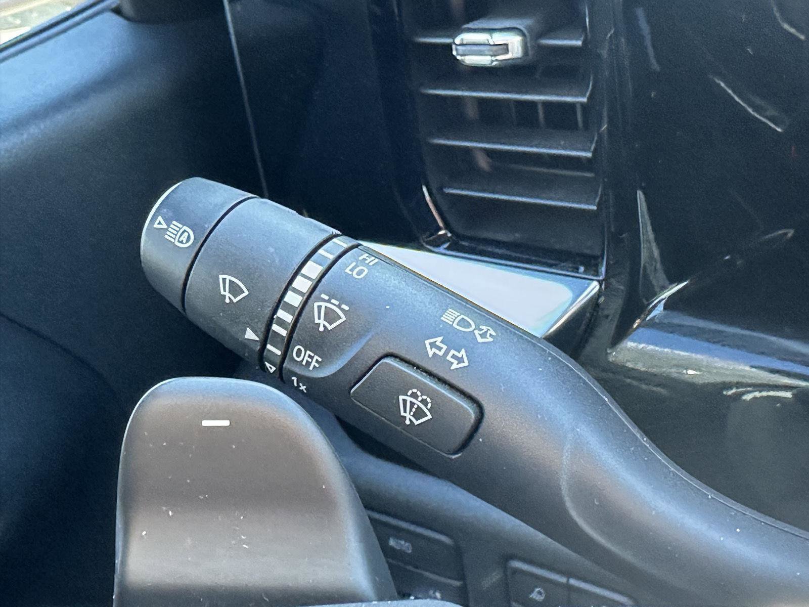 Used 2023 GMC Sierra 1500 SLT w/ SLT Convenience Package image 13