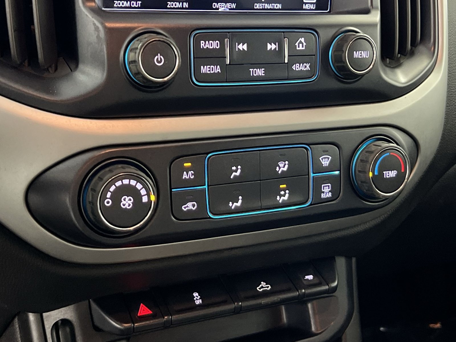 Used 2017 Chevrolet Colorado LT w/ LT Convenience Package AWD/4WD image 18