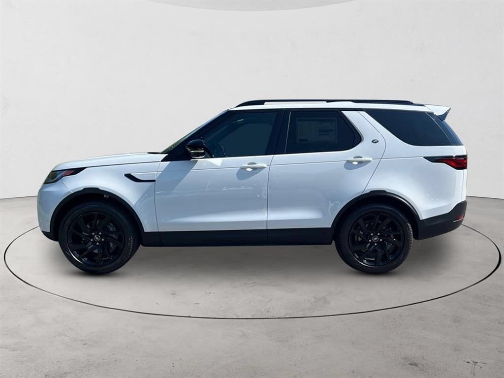 New 2025 Land Rover Discovery S AWD/4WD image 2