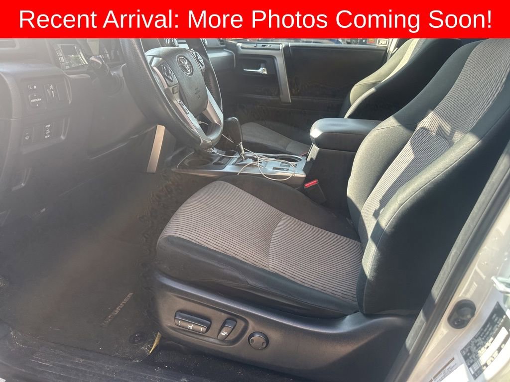 Certified 2019 Toyota 4Runner SR5 AWD/4WD image 3