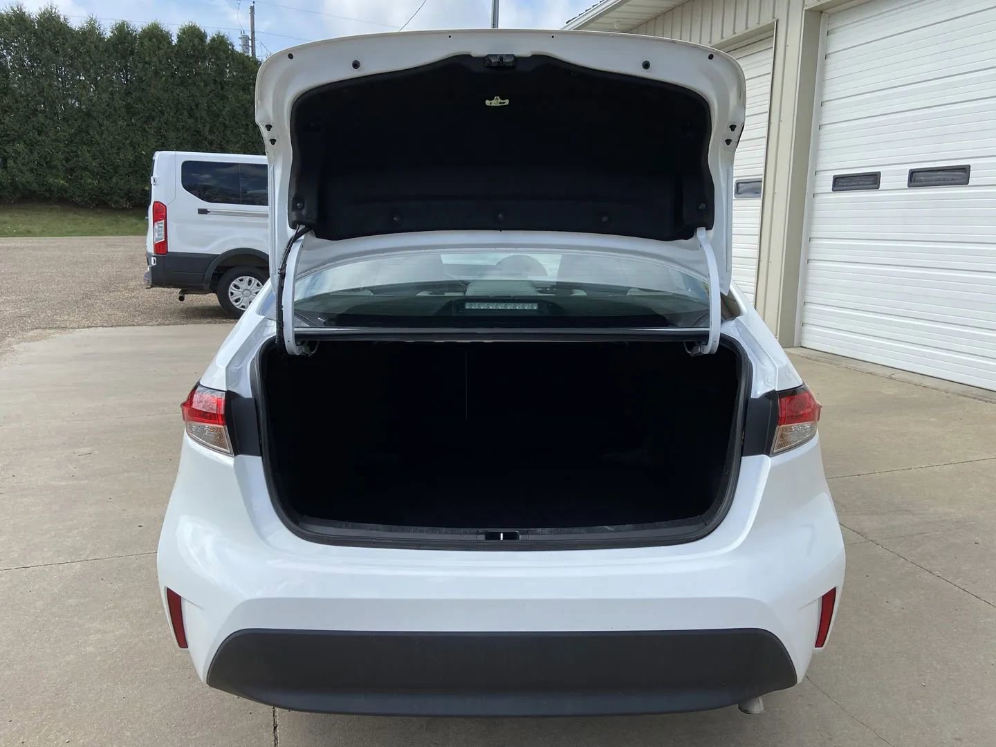 Used 2023 Toyota Corolla LE FWD image 20