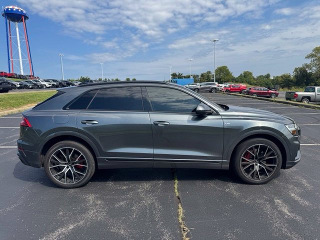 Used 2021 Audi Q8 Premium Plus w/ Premium Plus Package AWD/4WD image 2