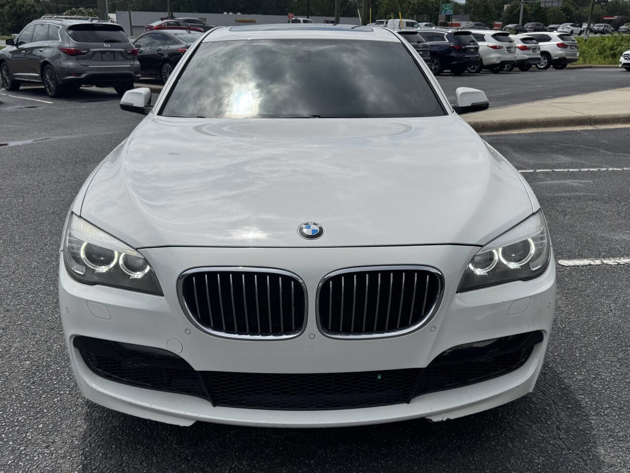 Used 2013 BMW 750Li RWD image 2