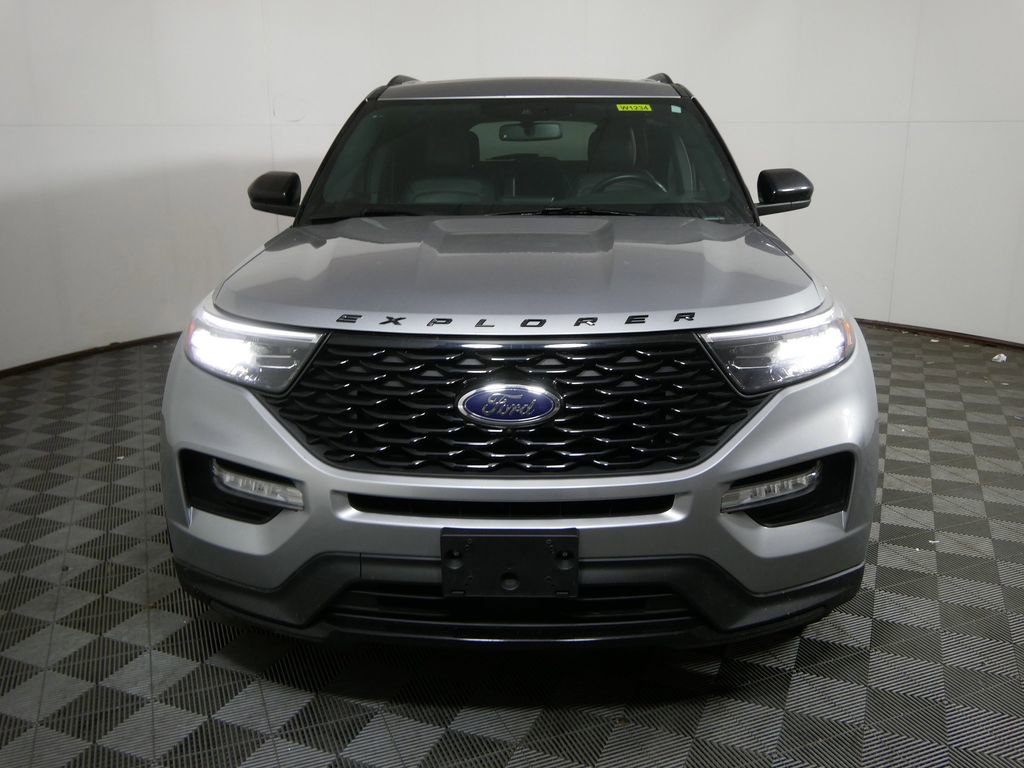 Used 2023 Ford Explorer ST-Line image 8