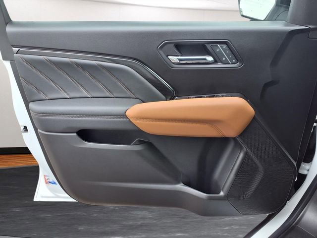 New 2026 GMC Canyon AT4 w/ Technology Plus Package AWD/4WD image 15