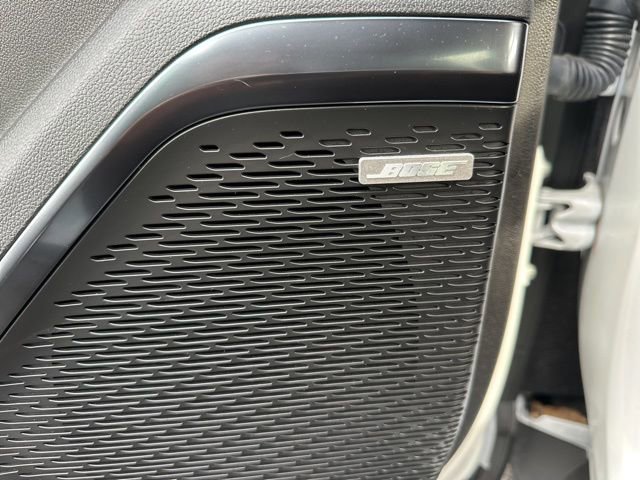 Used 2024 GMC Acadia AT4 image 25