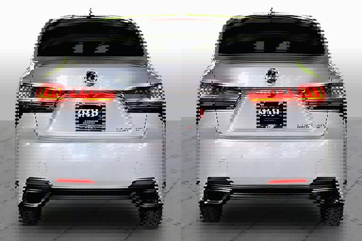 Used 2023 Lexus LS 500 AWD w/ Luxury Package image 4