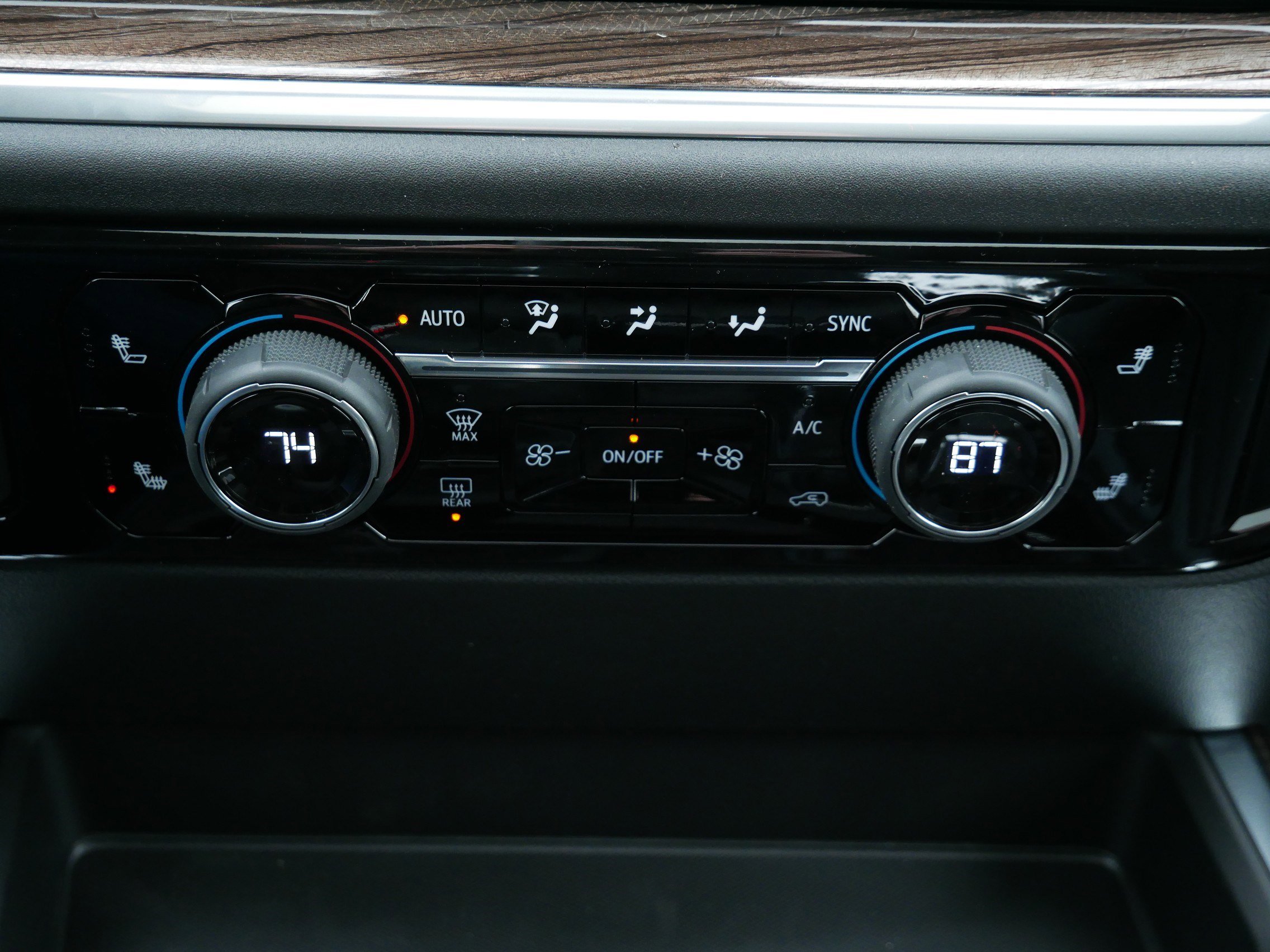 New 2026 Chevrolet Silverado 1500 RST w/ RST All Star Premium Package image 8