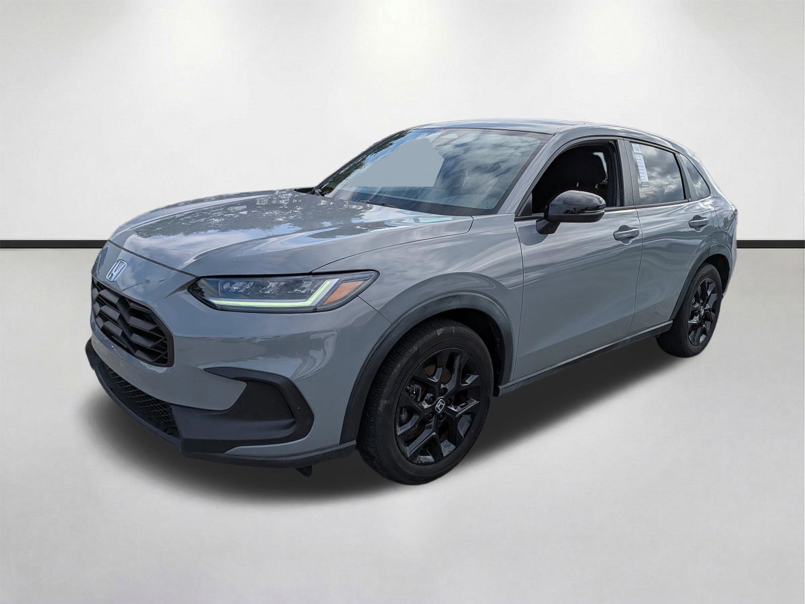 Used 2025 Honda HR-V Sport image 8
