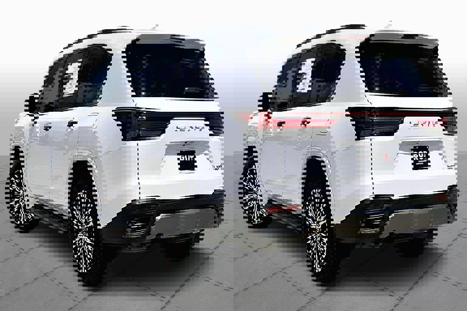 Used 2023 Lexus LX 600 4WD w/ Appearance Package image 10