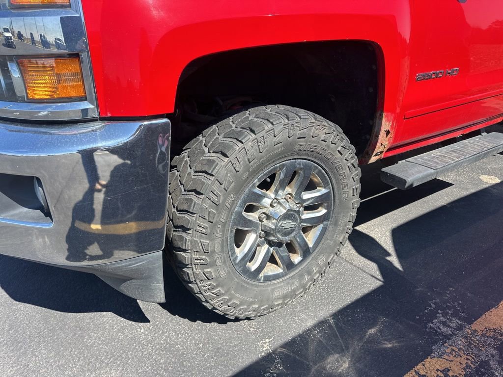 Used 2016 Chevrolet Silverado 2500 LT w/ LT Convenience Package AWD/4WD image 20