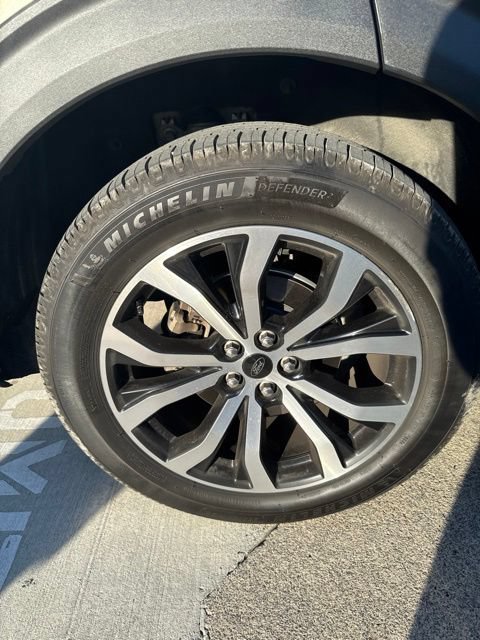 Certified 2020 Ford Explorer ST w/ Premium Technology Package AWD/4WD image 14
