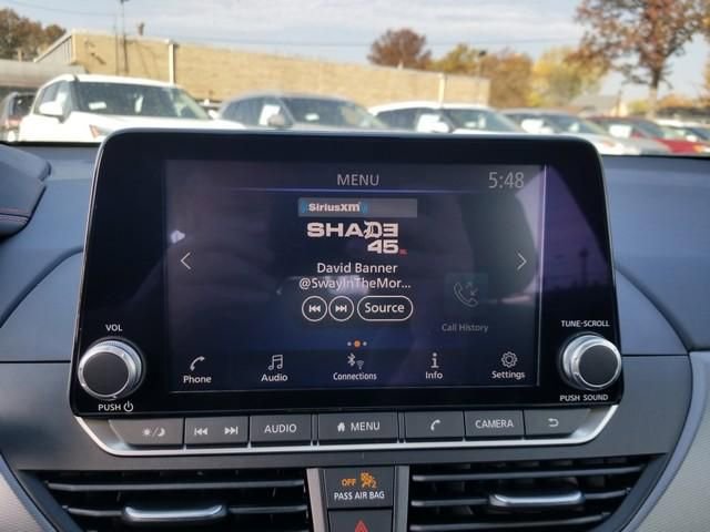 New 2025 Nissan Altima 2.5 SR image 12