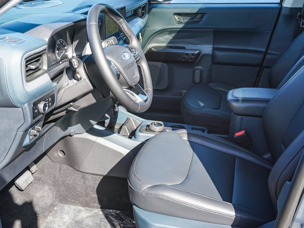 New 2024 Ford Maverick Lariat w/ Black Appearance Package AWD/4WD image 17